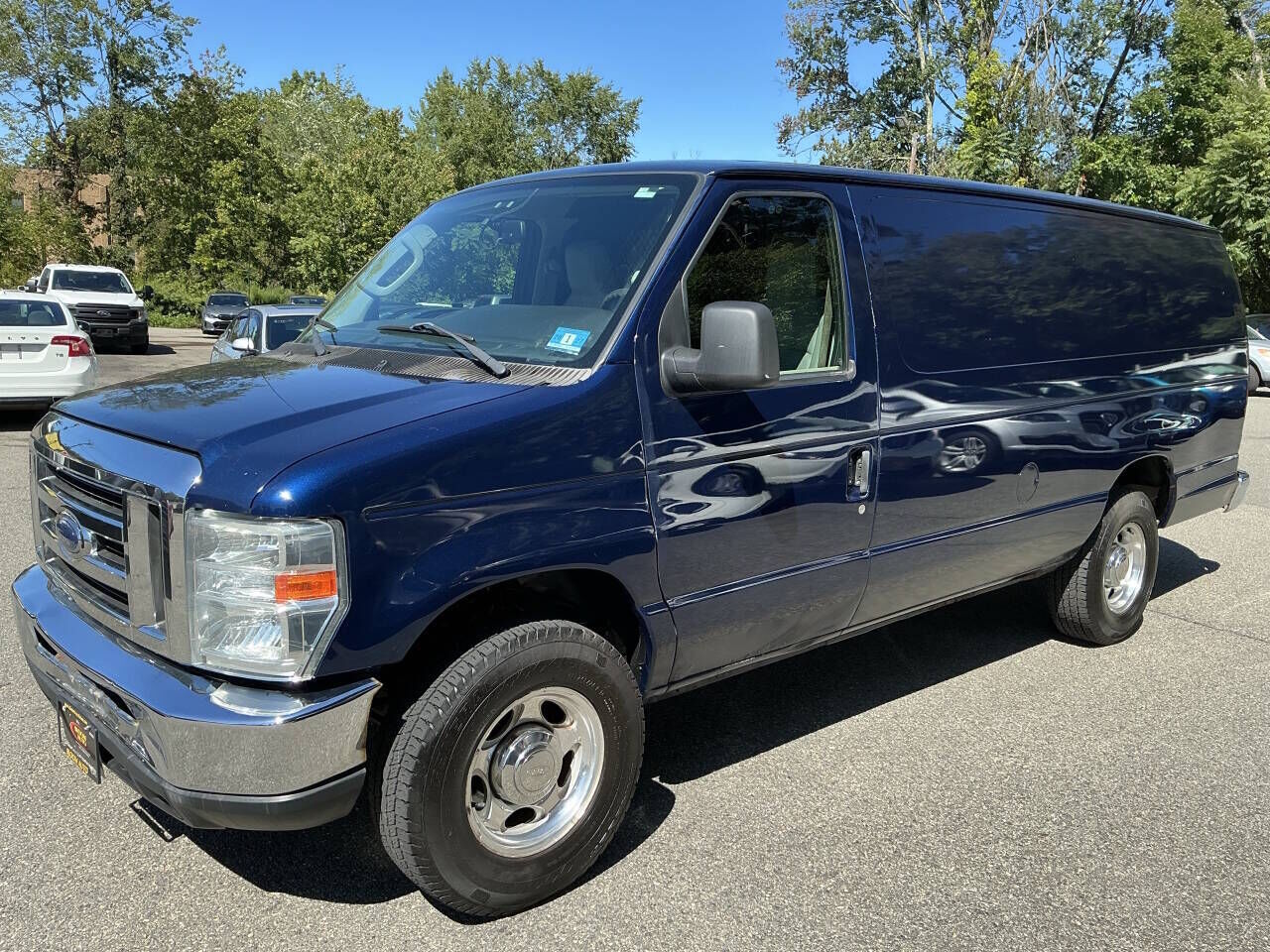 2013 FORD E-350