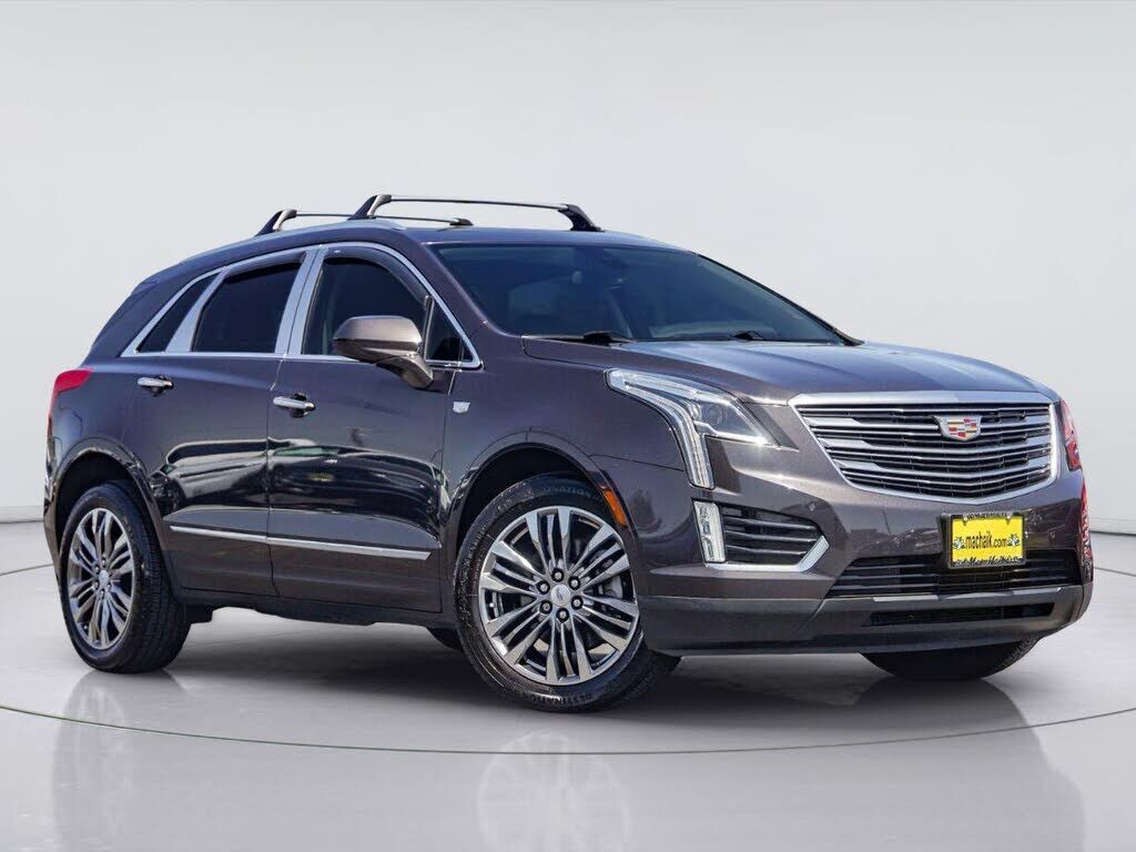 2017 CADILLAC XT5