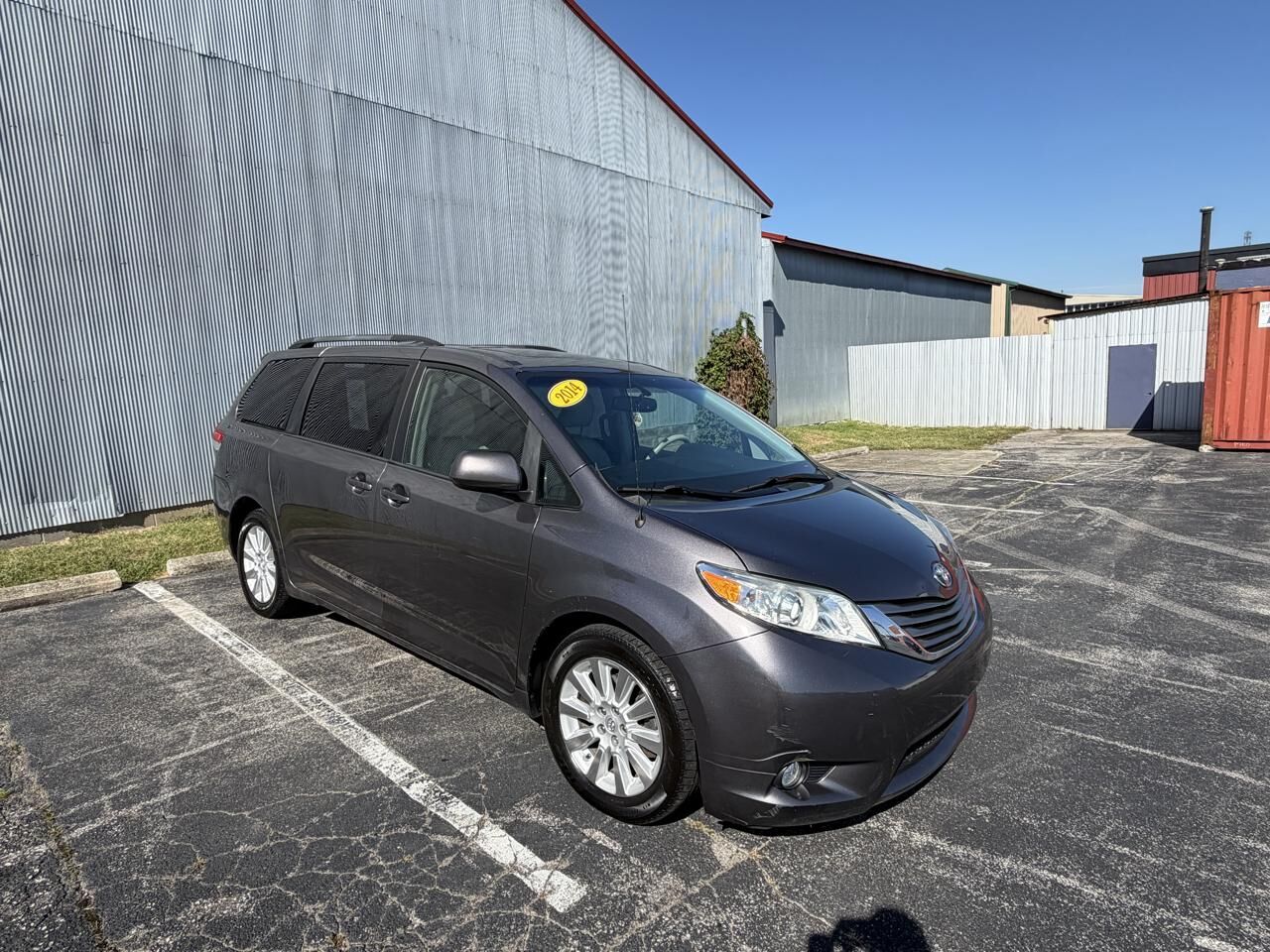 2014 TOYOTA Sienna
