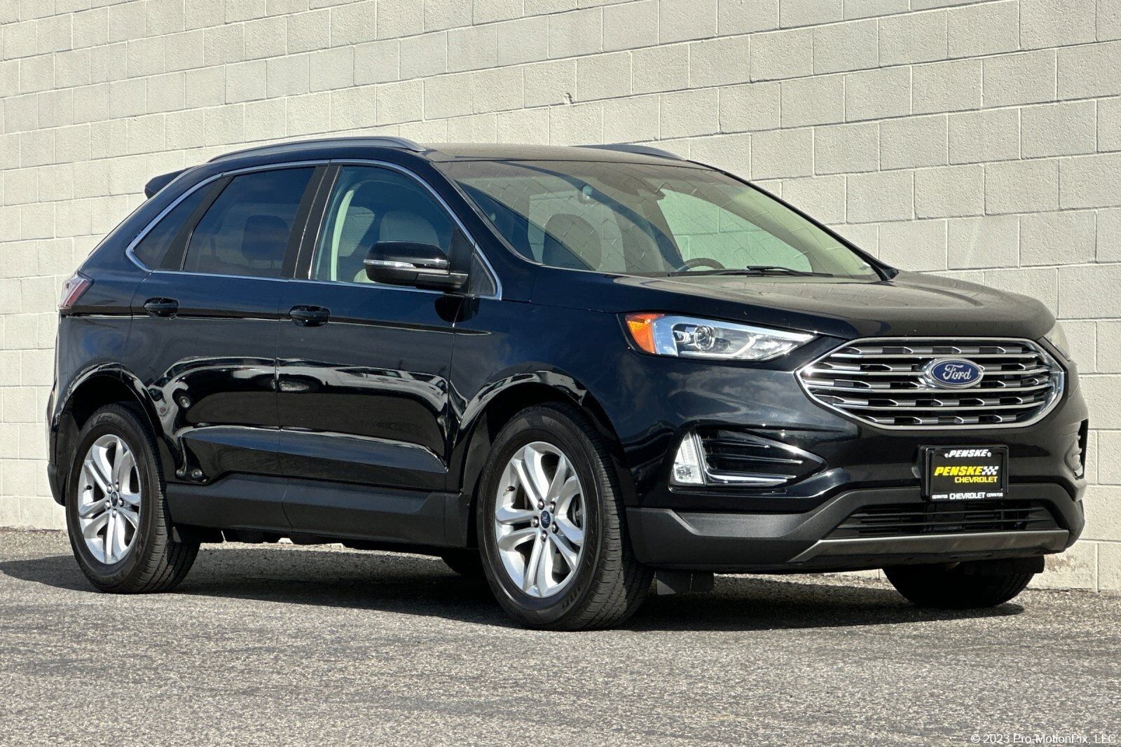 2019 FORD Edge