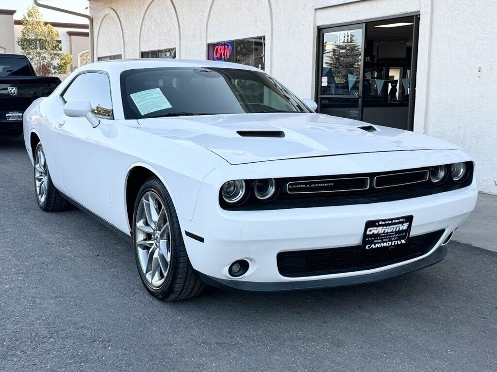 2016 DODGE Challenger
