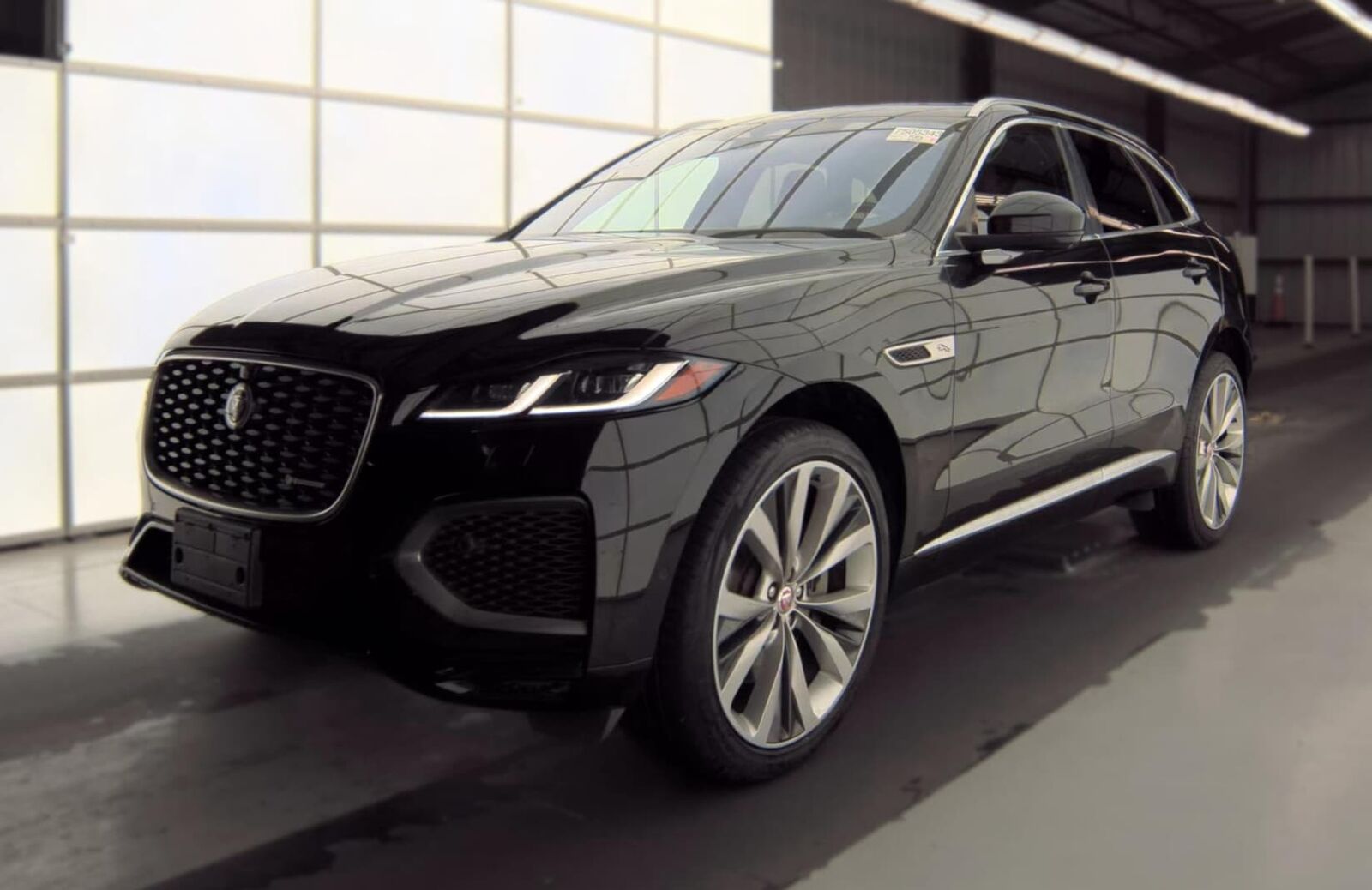 2021 JAGUAR F-Pace