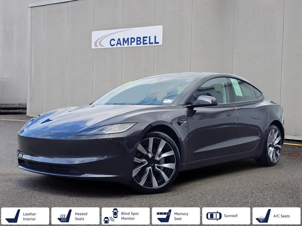 2025 TESLA Model 3
