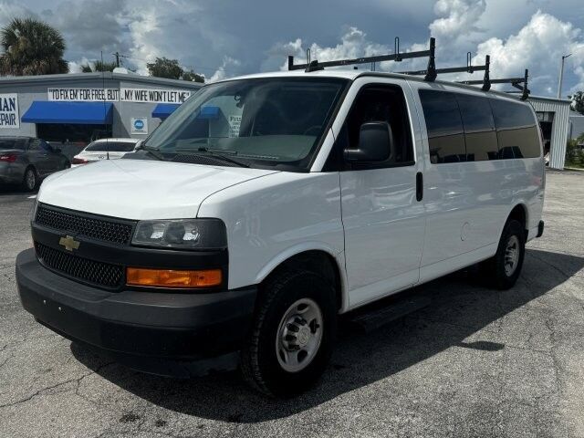 2020 CHEVROLET Express