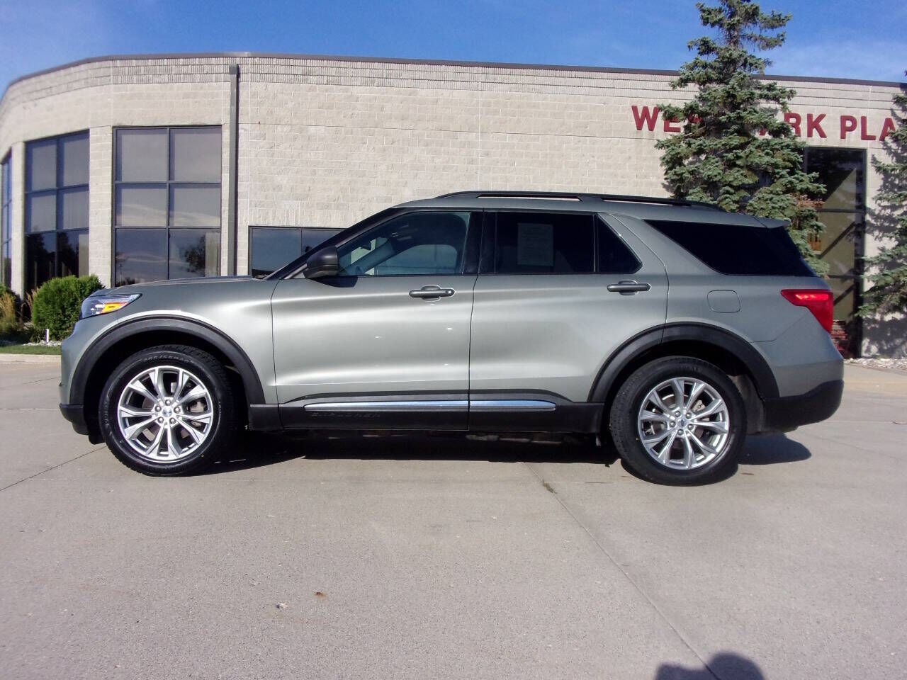 2020 FORD Explorer
