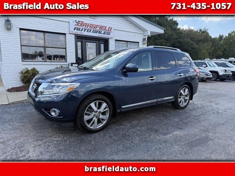 2016 NISSAN Pathfinder