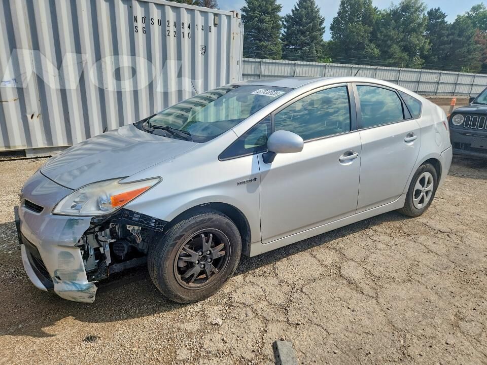 2013 TOYOTA PRIUS