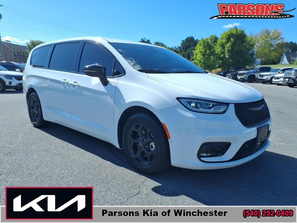 2024 CHRYSLER Pacifica