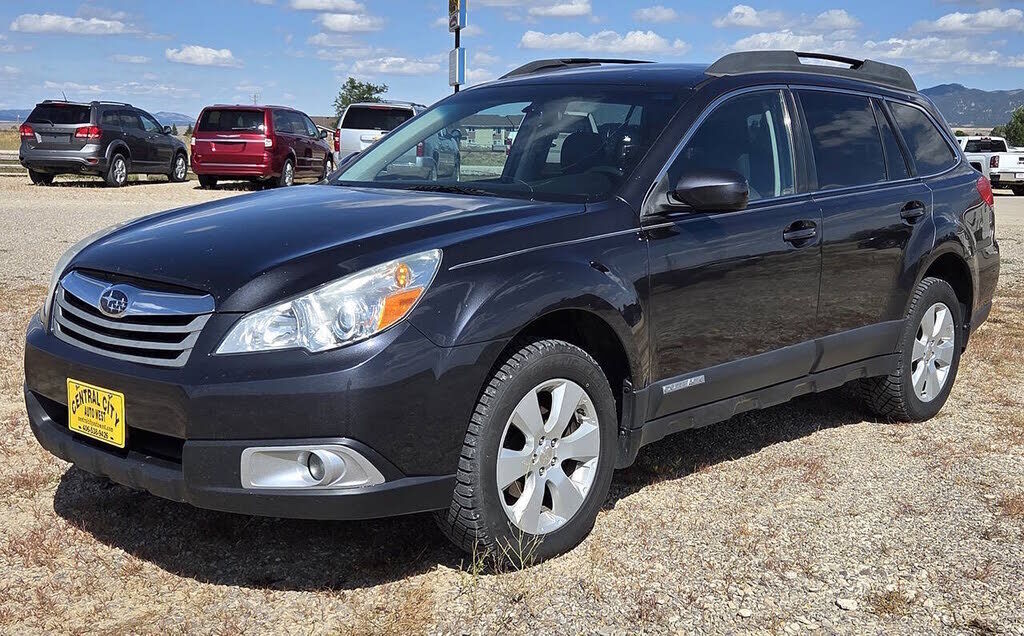 2012 SUBARU Outback