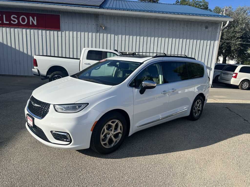 2023 CHRYSLER Pacifica
