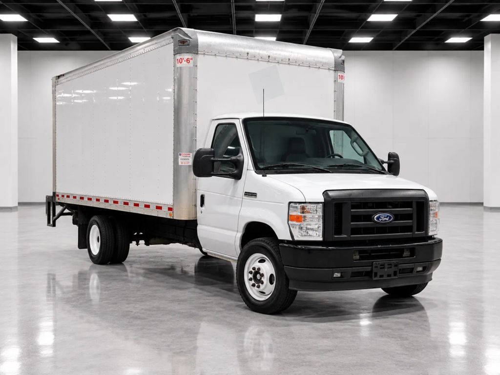2024 FORD E-350