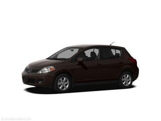 2011 NISSAN Versa