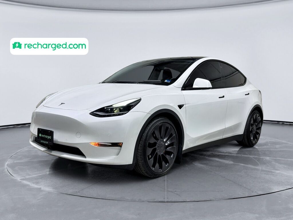 2022 TESLA Model Y