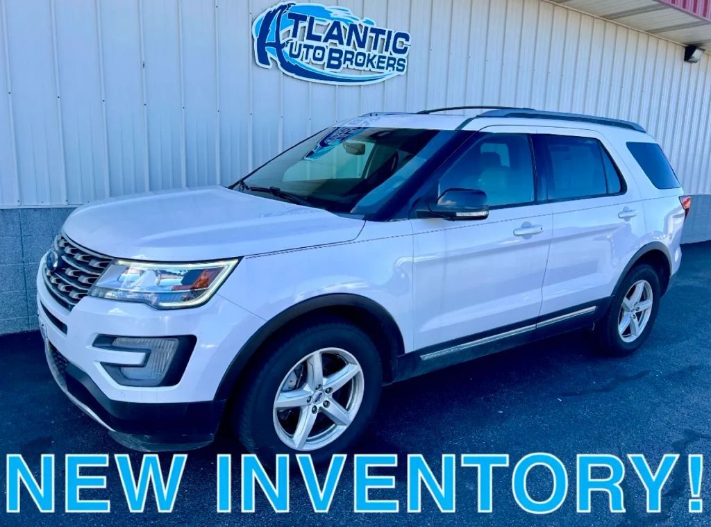 2017 FORD Explorer