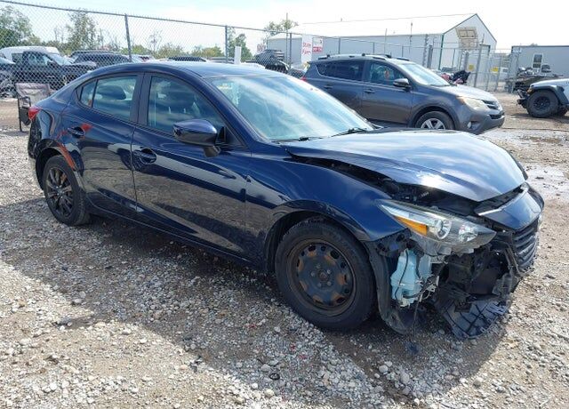 2017 MAZDA Mazda3