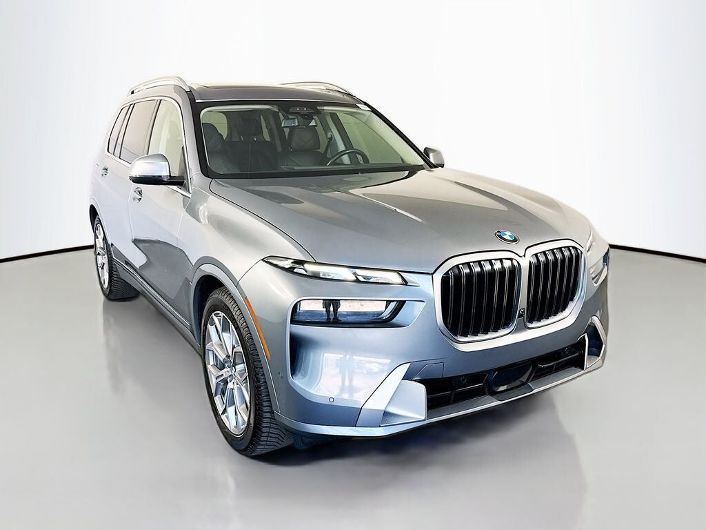 2023 BMW X7