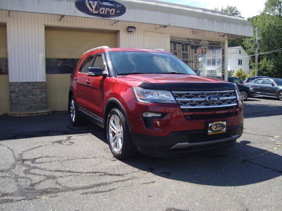 2018 FORD Explorer