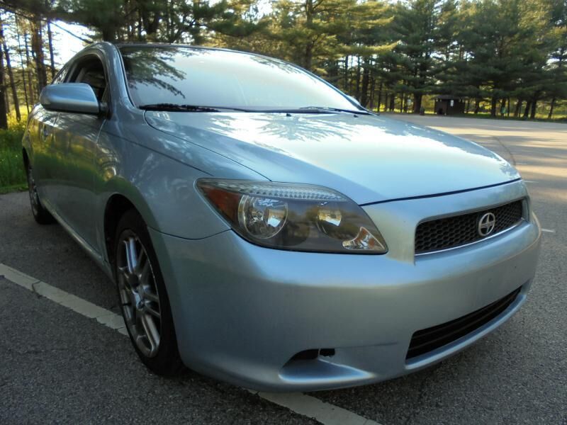 2005 TOYOTA SCION