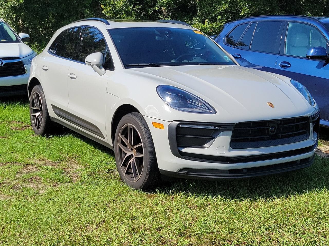 2022 PORSCHE Macan