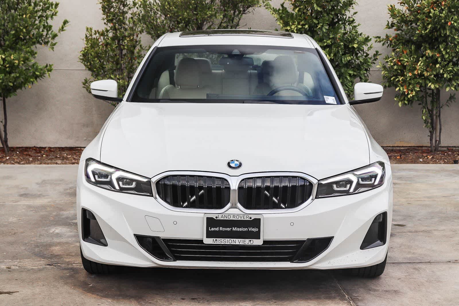 2023 BMW 330i