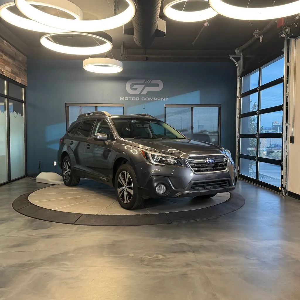 2019 SUBARU Outback