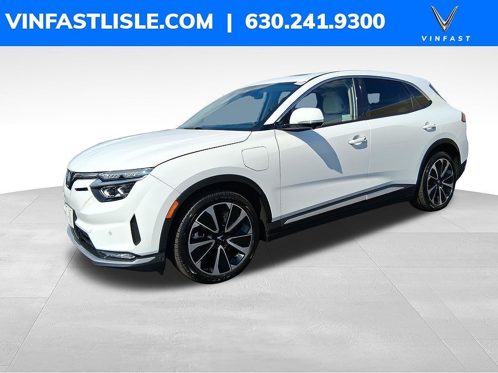 2025 VINFAST VF 8