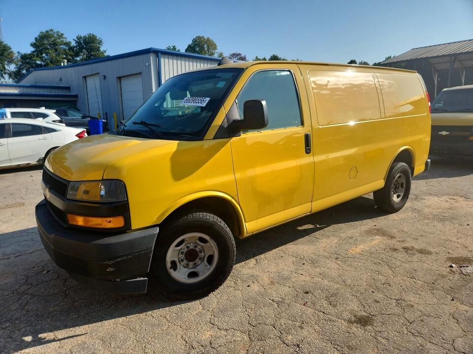 2020 CHEVROLET Express