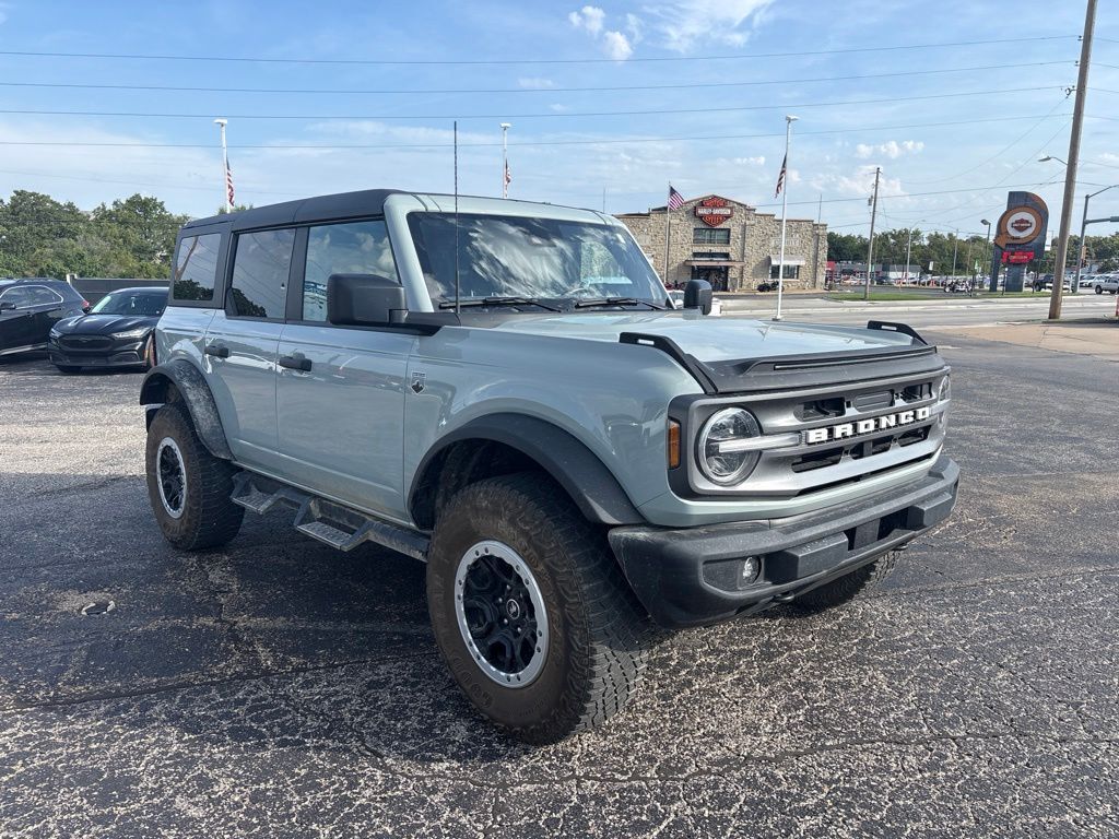 2022 FORD Bronco