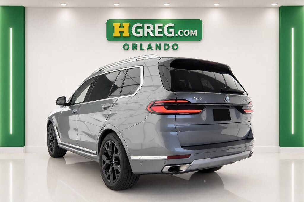 2026 BMW X7