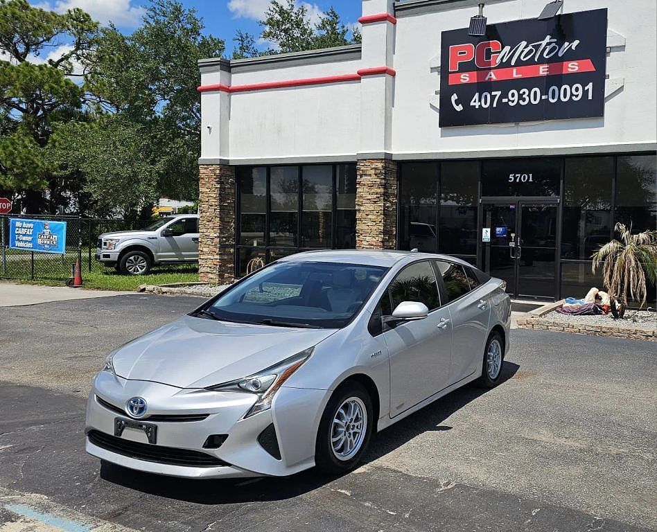 2016 TOYOTA PRIUS
