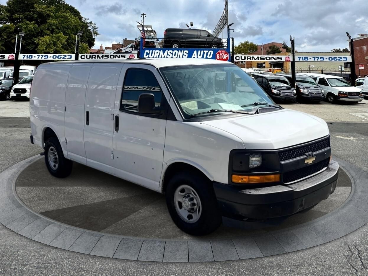 2017 CHEVROLET Express