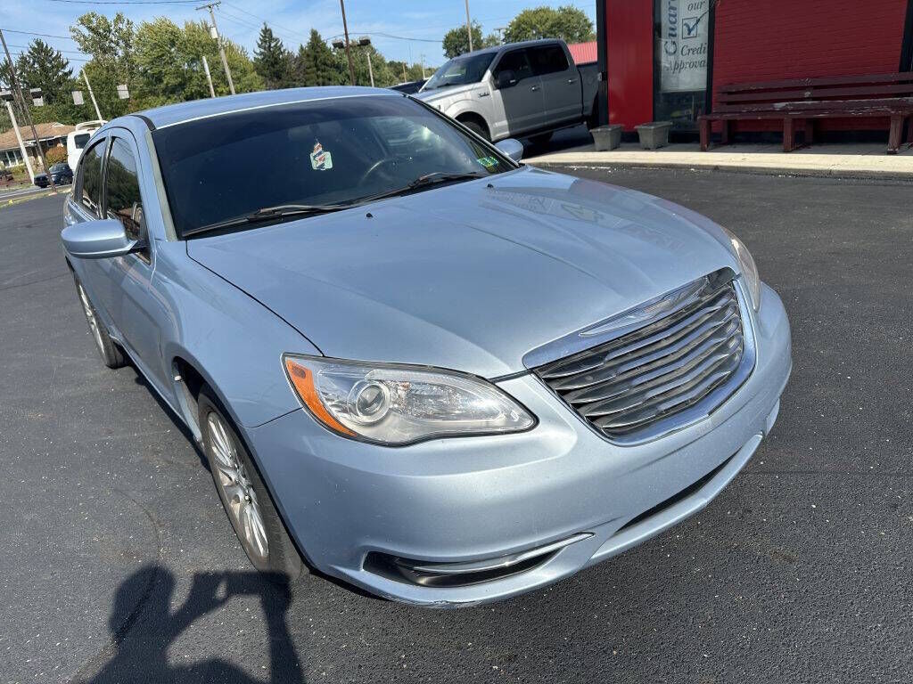 2013 CHRYSLER 200