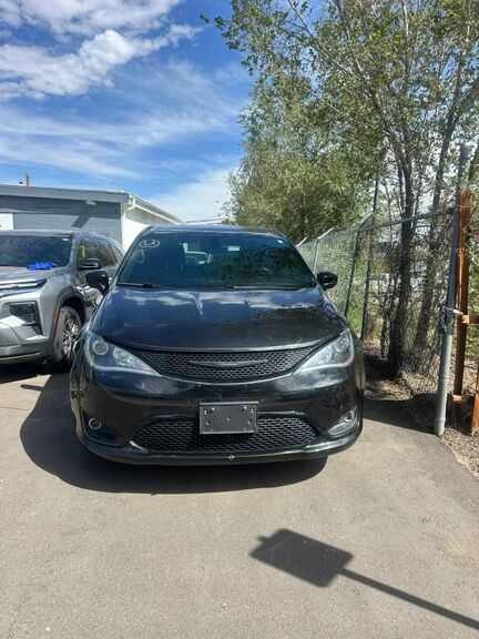 2019 CHRYSLER Pacifica