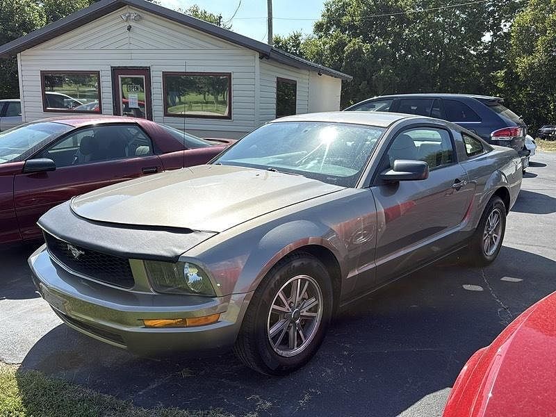 2005 FORD Mustang