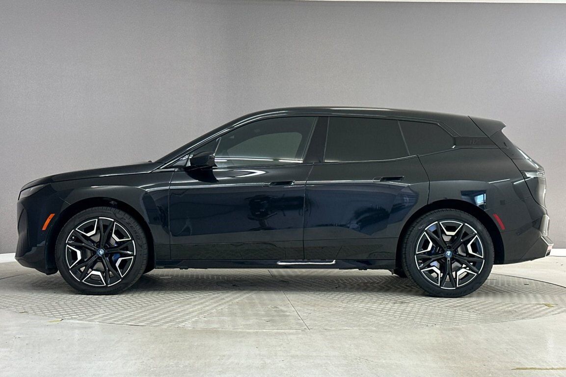 2024 BMW iX