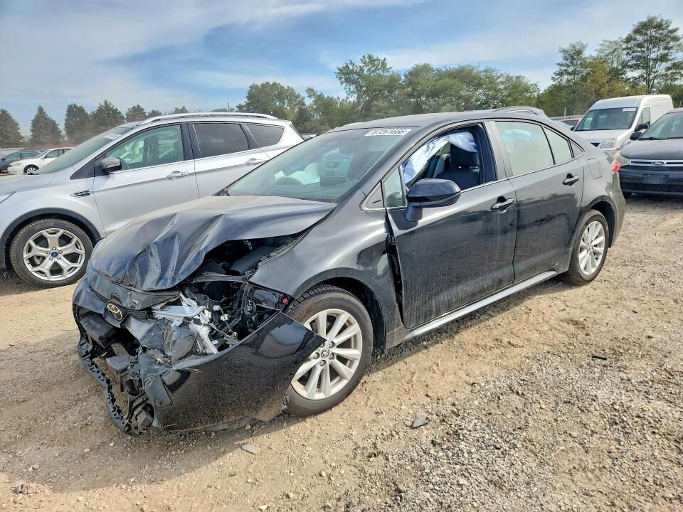 2026 TOYOTA Corolla