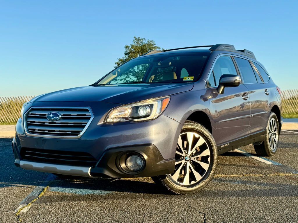 2017 SUBARU Outback