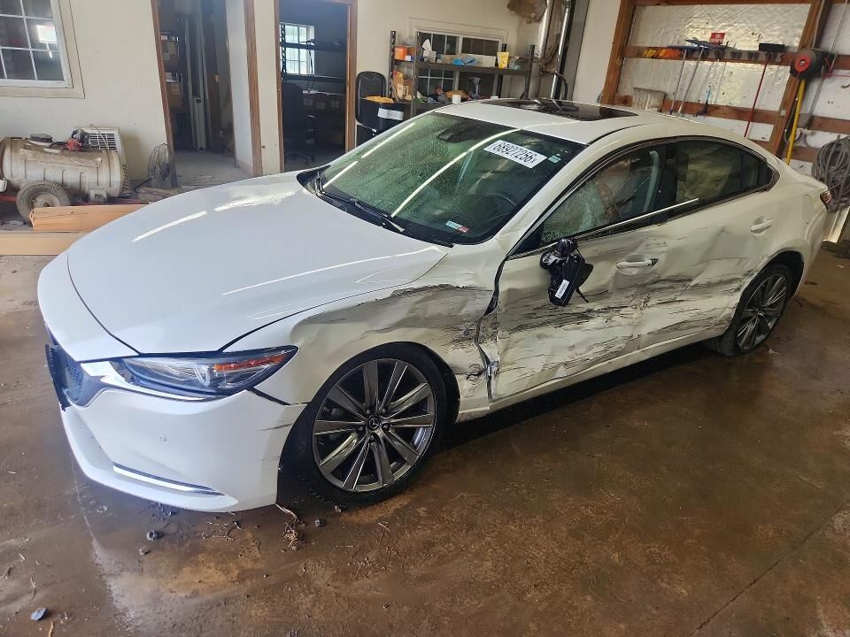 2018 MAZDA Mazda6