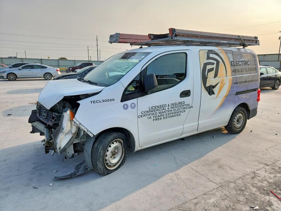 2015 NISSAN NV200