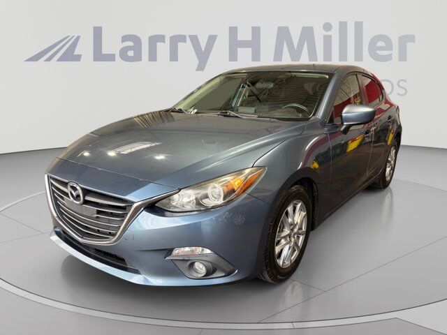 2015 MAZDA Mazda3