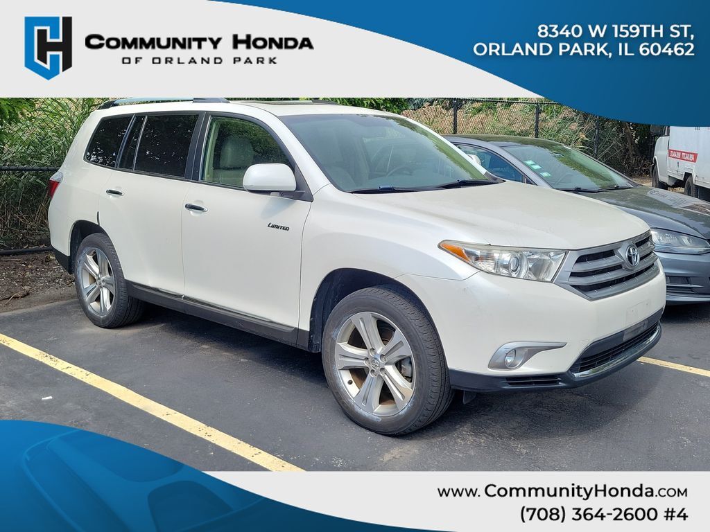 2013 TOYOTA Highlander