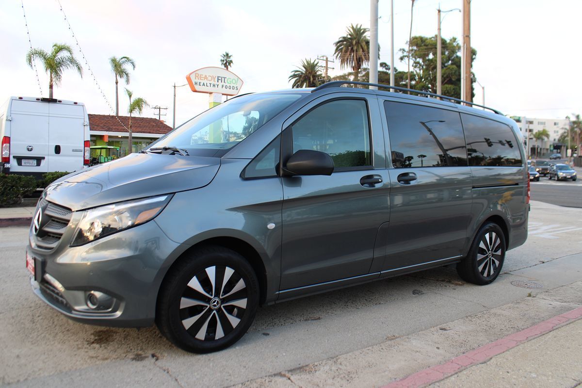 2021 MERCEDES-BENZ METRIS