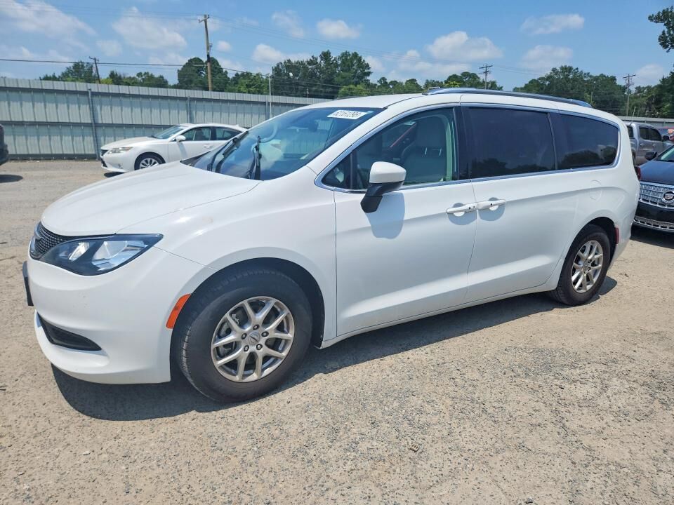 2021 CHRYSLER Voyager