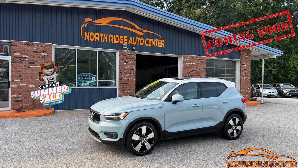 2019 VOLVO XC40