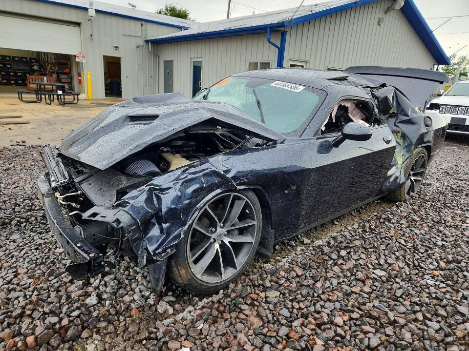2017 DODGE Challenger