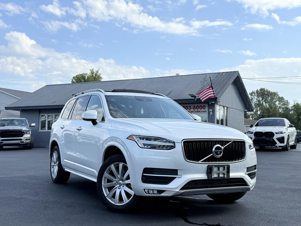 2017 VOLVO XC90