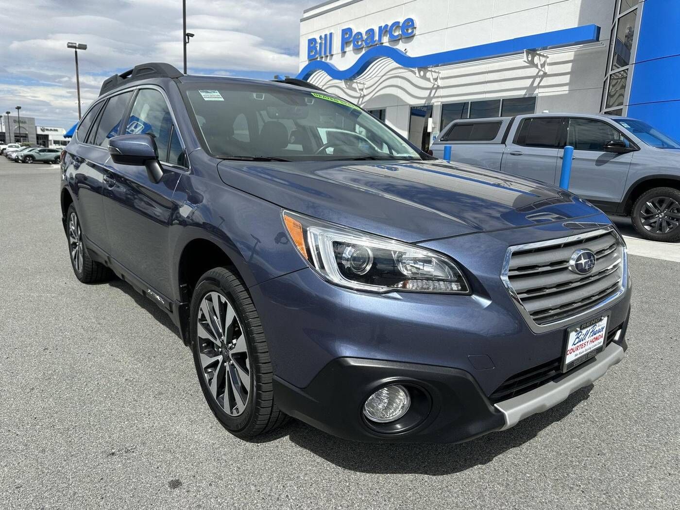 2017 SUBARU Outback