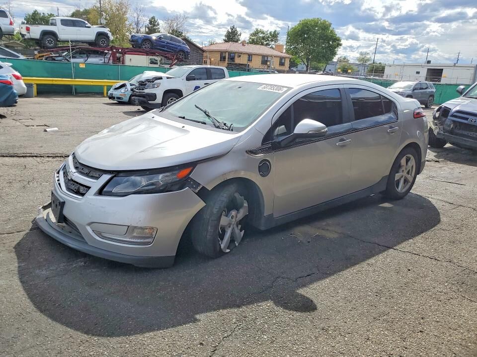 2013 CHEVROLET Volt