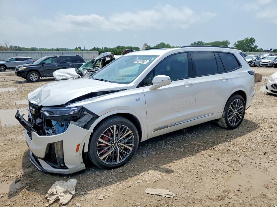2022 CADILLAC XT6