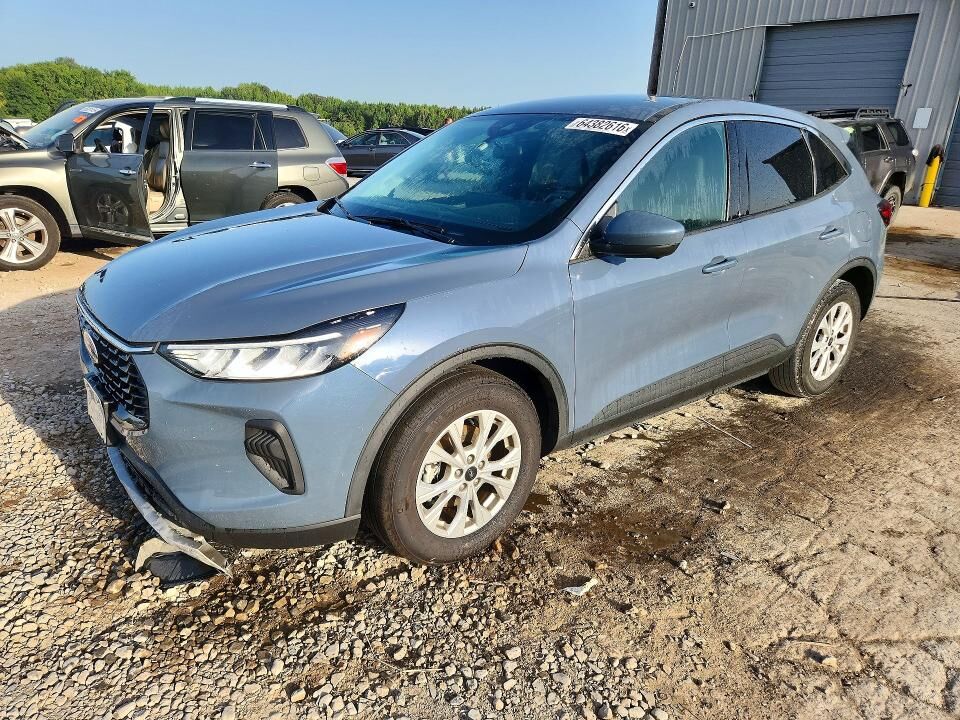 2024 FORD Escape